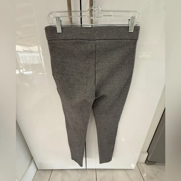 Ann Taylor Kids Gray Leggings - Picture 2 of 7